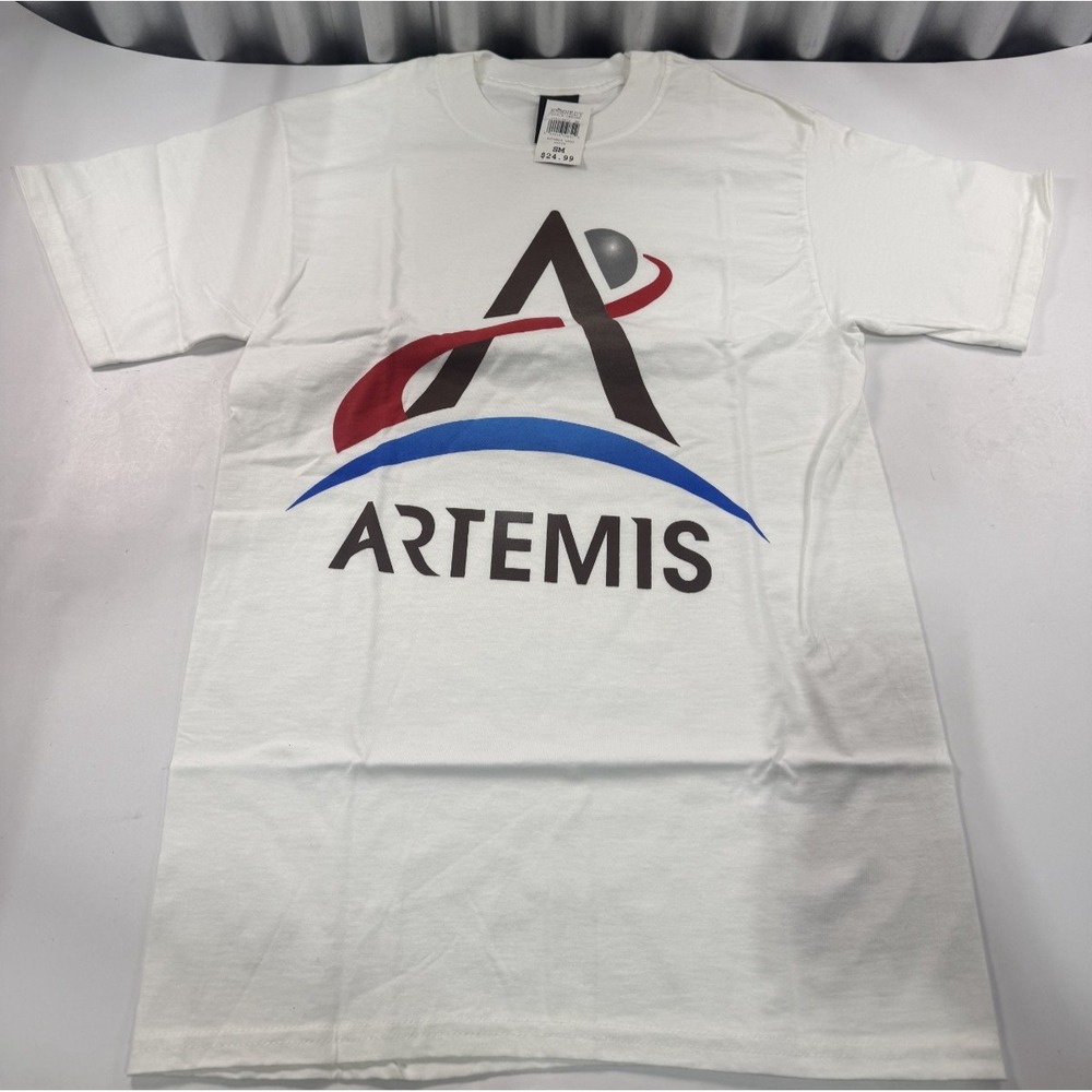 NWT NASA Artemis Logo Women's White T-Shirt Size S Small Kennedy Hanes Beefy